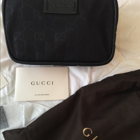 Gucci Toiletry Bag - Picture 2 of 8